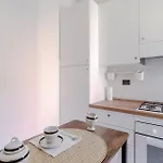 Apartman 1 Bedroom Beautiful In