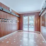 1 Bedroom Beautiful In Apartman *