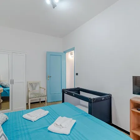 Gorgeous Apartment In Recco With Wifi