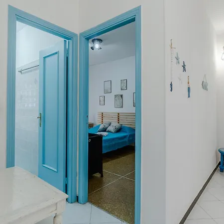 Gorgeous Apartment In Recco With Wifi Lejlighed